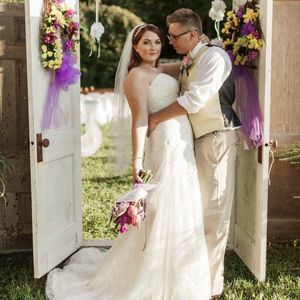 Meet your Posher, Larissa